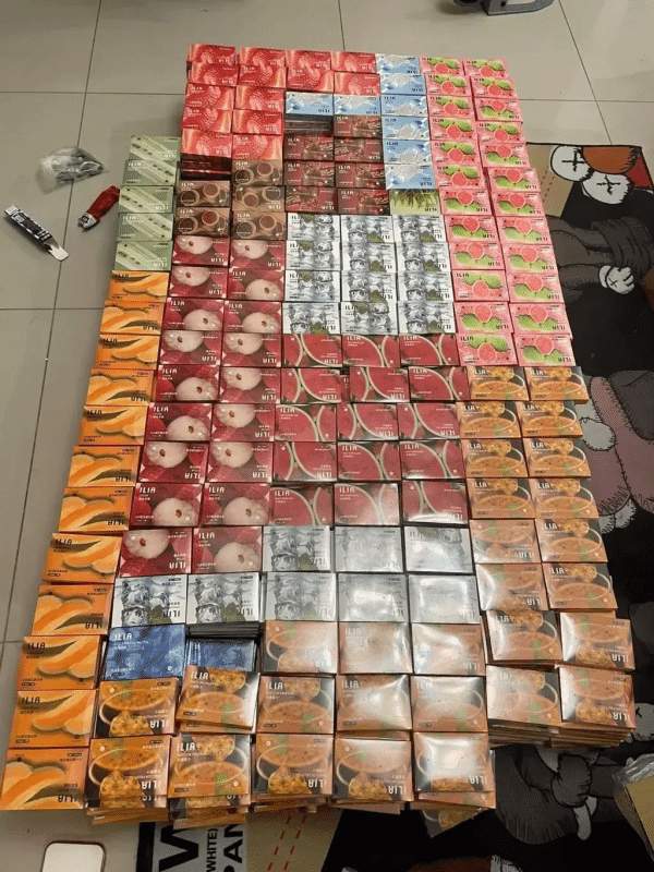 ILIA哩亞一代通用煙彈<br>[買五送主機]